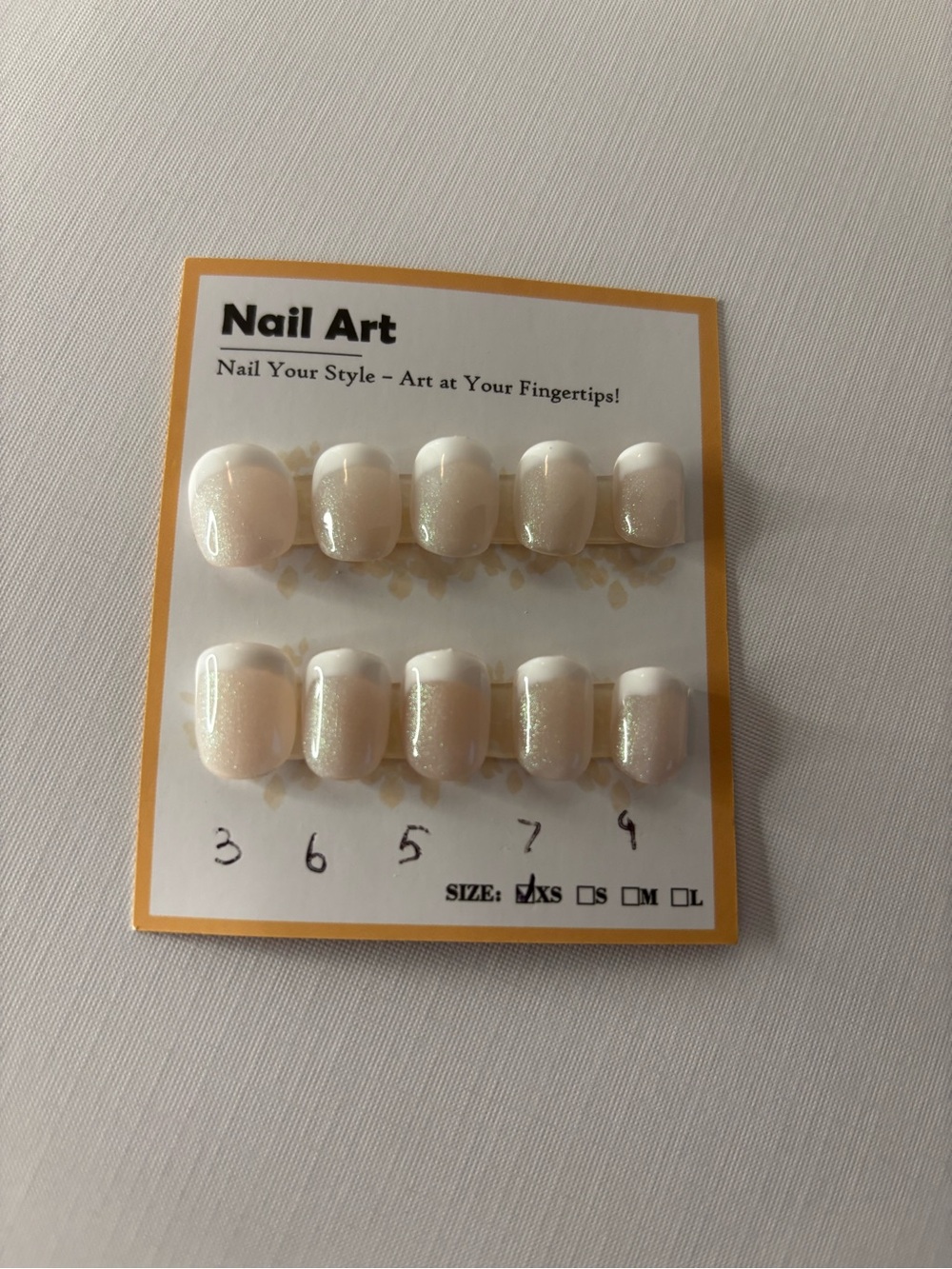 Women’s Press-On Nails in Pearl White -